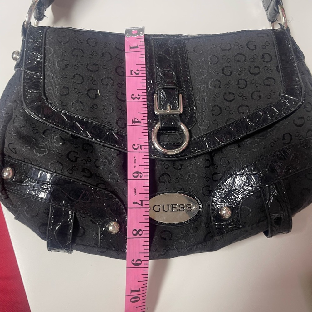 Guess Black Patterned Shoulder Bag - Picture 13 of 15